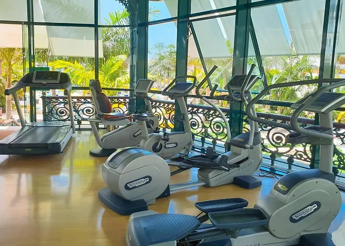 Parque Santiago 3 Luxery Apartment, Playa Americas, Arona, Tenerife *