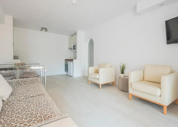 Parque Santiago 3 Luxery Apartment, Playa Americas, Arona, Tenerife *