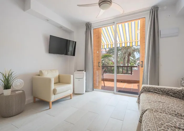 Parque Santiago 3 Luxery Apartment, Playa Americas, Arona, Tenerife