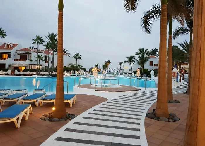 Parque Santiago 3 Luxery Apartment, Playa Americas, Arona, Tenerife